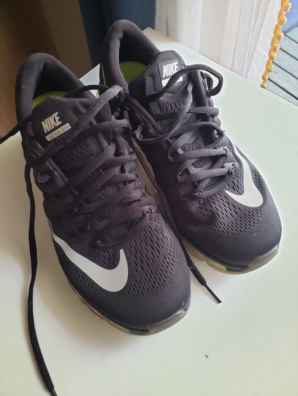 Nike Men’s Black and White Running Shoes